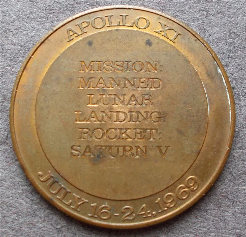 Apollo-11-Medal